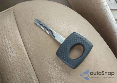 1981 Mercedes-Benz 380 Sl z USA, uszkodzony, nr VIN WDBBA45A2BB003681